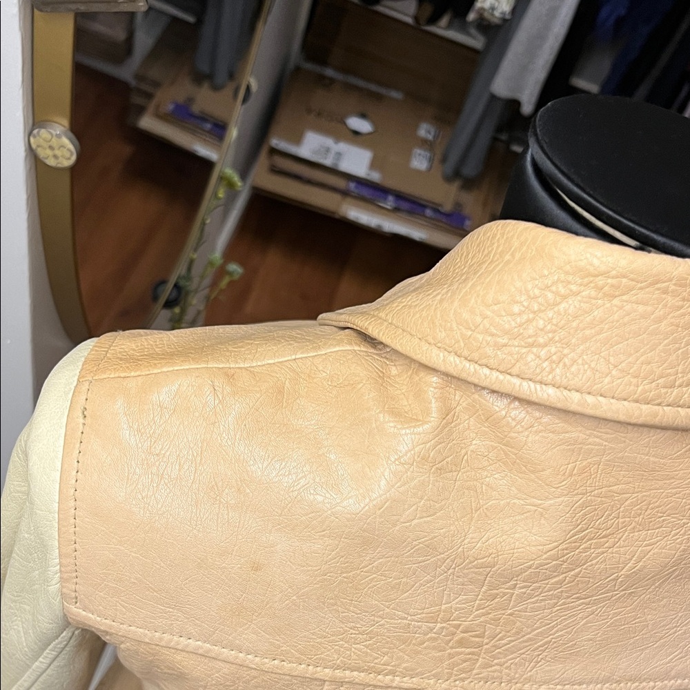 Theory Beige Leather Jacket - Picture 5 of 10